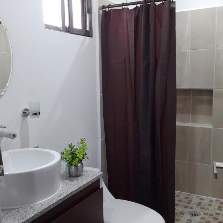 Gorgeous Apartment HOEStel Long Island! - Apartamento de 2 dormitorios - 25
