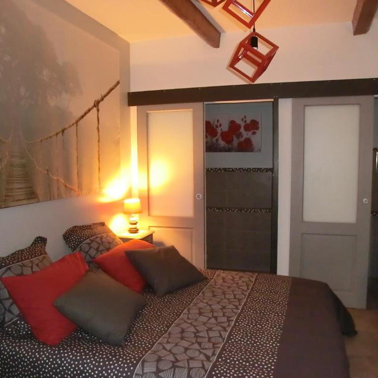 Chambre sur jardin secret - Avignon Centre - Climatisée - Chambre Double avec Salle de Bains Privative - 7