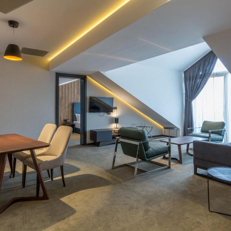 Hotel Crni Vrh - Apartman Tipa "Suite" sa 1 Spavaćom Sobom - 4