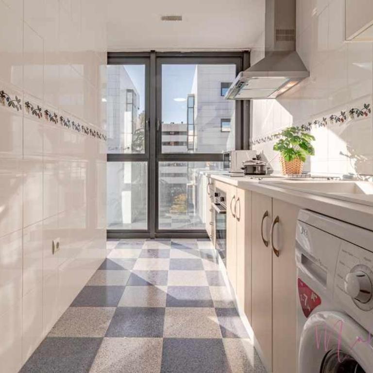 Dos dormitorios , nuevo , pleno centro con garaje - Apartamento de 2 dormitorios - 5