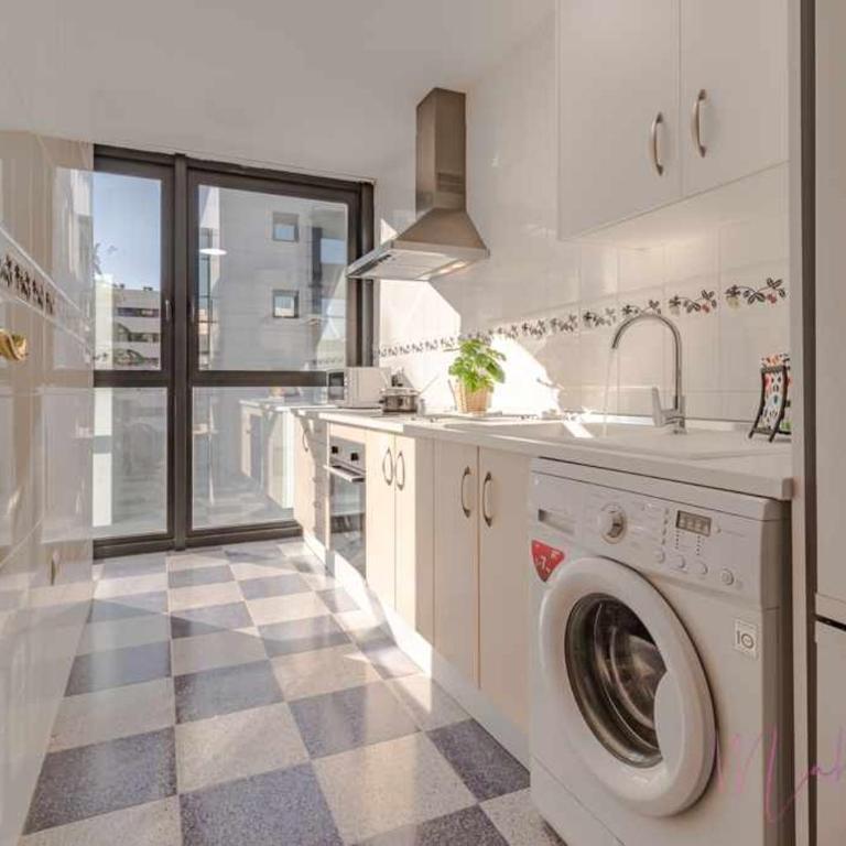 Dos dormitorios , nuevo , pleno centro con garaje - Apartamento de 2 dormitorios - 15