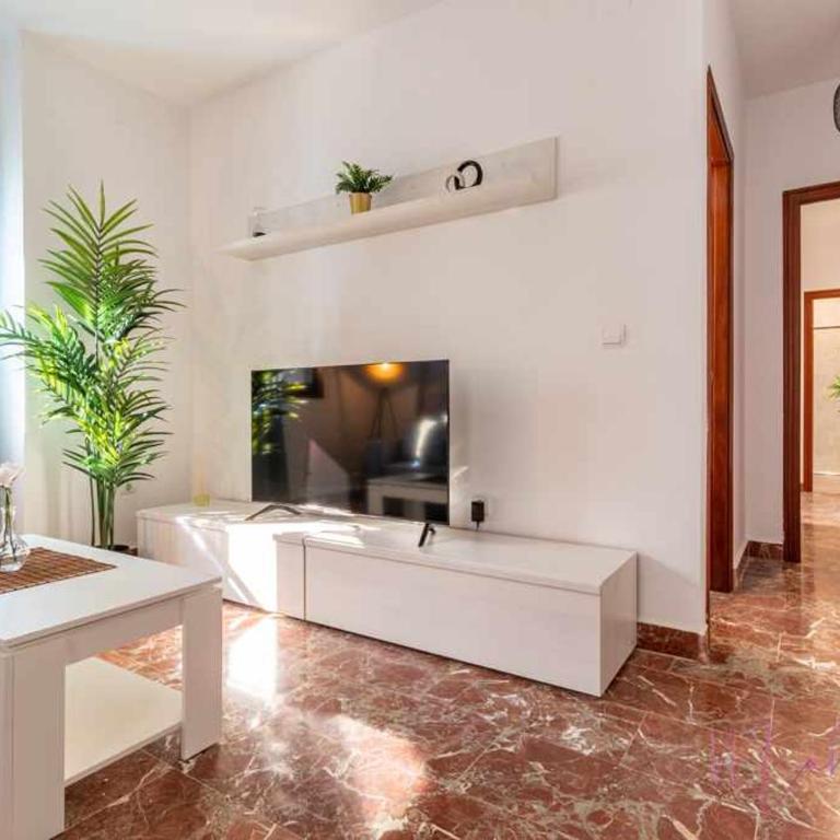 Dos dormitorios , nuevo , pleno centro con garaje - Apartamento de 2 dormitorios - 16