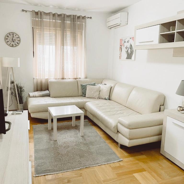Urban Temple Apartment - Apartman sa 1 Spavaćom Sobom - 2