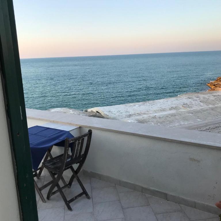 Rocca Sul Mare Hotel - Camera Familiare con Vista Mare - 3