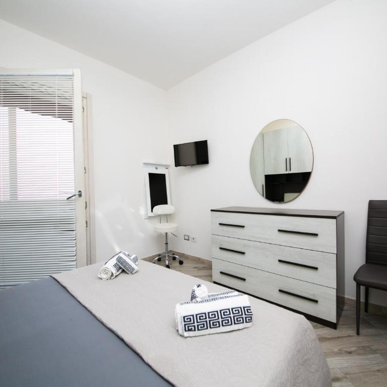 Casa di Batti' - Two-Bedroom Apartment - 2