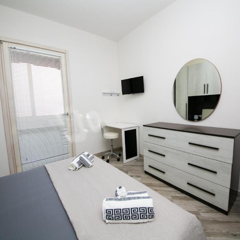 Casa di Batti' - Two-Bedroom Apartment - 5