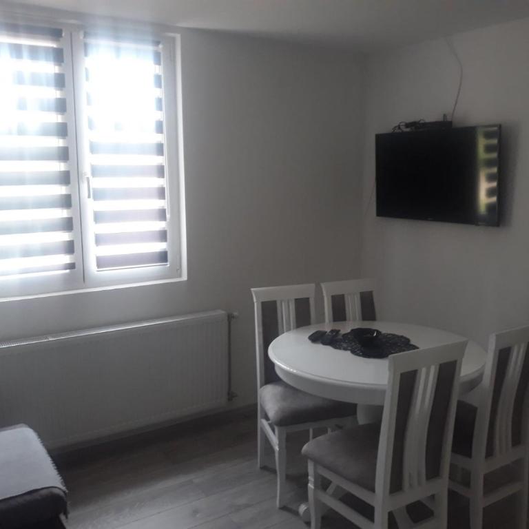 Vila Ljuti krš - Apartman sa 2 Spavaće Sobe - 8