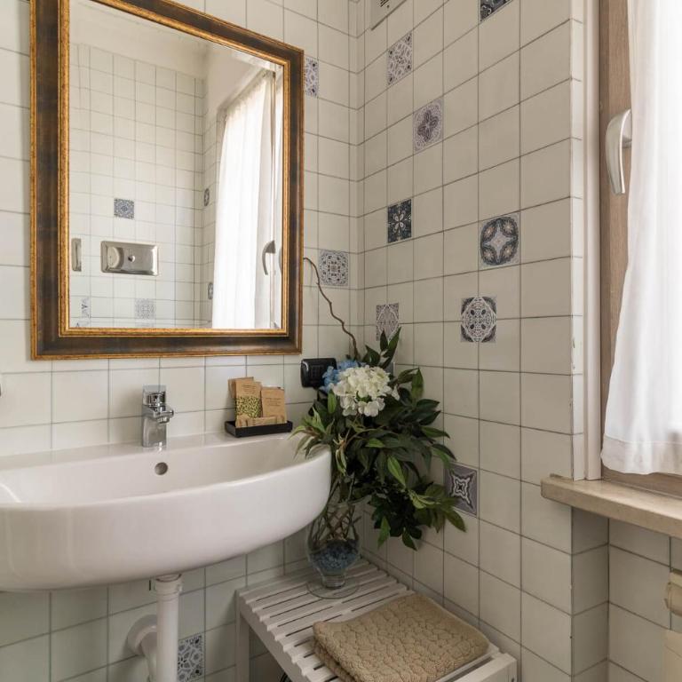 Le 2 Perle 2.0 - Camera Quadrupla con Bagno Privato Esterno - 9