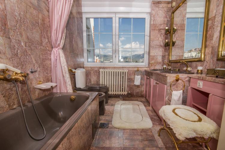 Penthouse Mey's Place Sarajevo - Apartman - 15