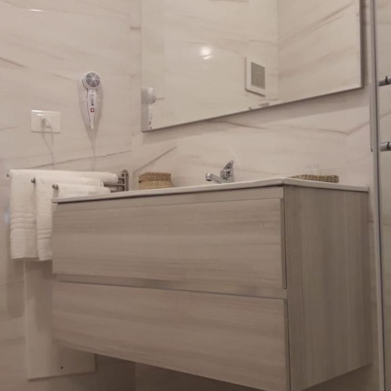 Sweet Home Agropoli - Camera Familiare Deluxe - 7