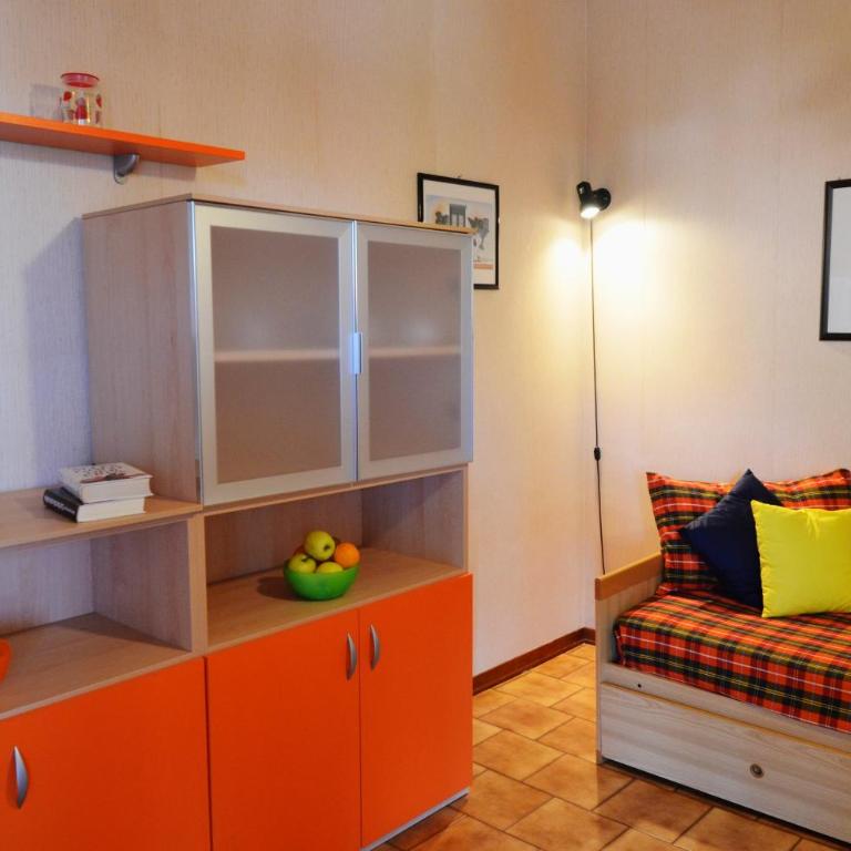 Residence Orchidea - Standard One-Bedroom Apartment - 11