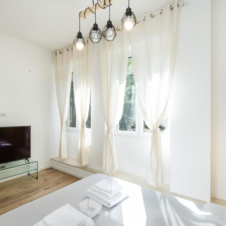 MagnoliaApartments - 18B Visconti Duomo - Appartamento con 1 Camera da Letto - 2
