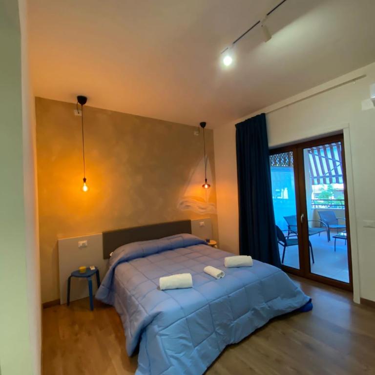 Sorrento B&D Rooms - King Room with Balcony - 22