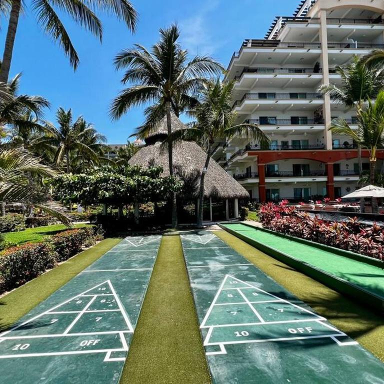 Beachfront 2 bedroom Condo in Playa Royale Resort, Nuevo Vallarta - Apartamento de 2 dormitorios - 57