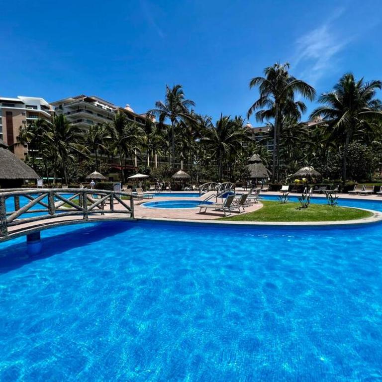 Beachfront 2 bedroom Condo in Playa Royale Resort, Nuevo Vallarta - Apartamento de 2 dormitorios - 49