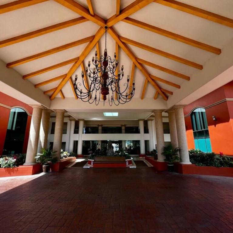 Beachfront 2 bedroom Condo in Playa Royale Resort, Nuevo Vallarta - Apartamento de 2 dormitorios - 55