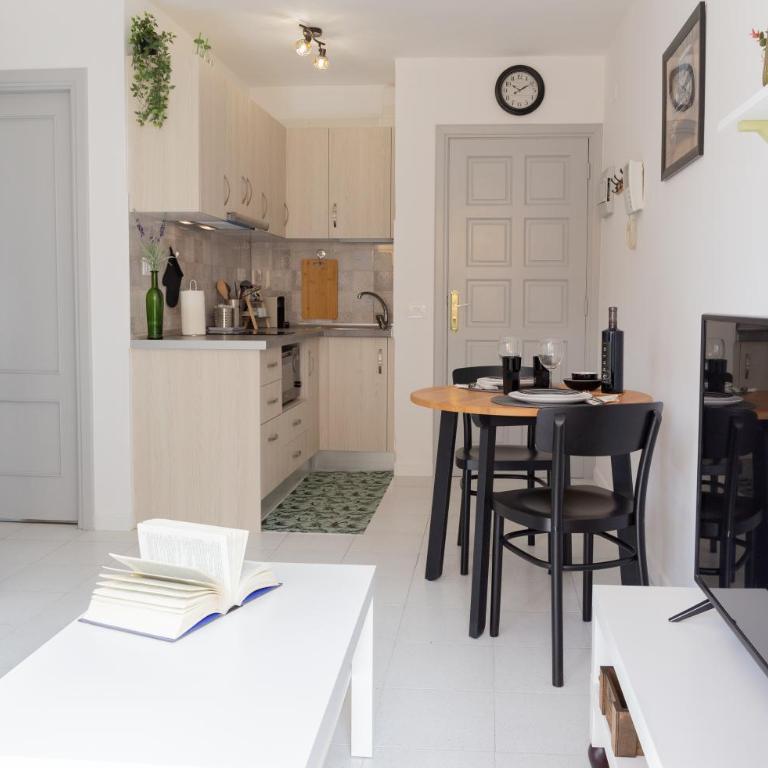 Casa Frida with High-speed Wifi and Smart-TV - Apartment - 2