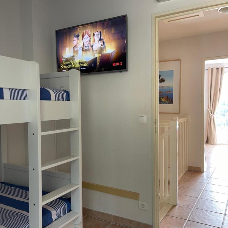 Villa "Les Greens" - Ste Maxime - 6 pers - Fibre - Proche Plages et Centre-Ville - Haus mit 2 Schlafzimmern - 32