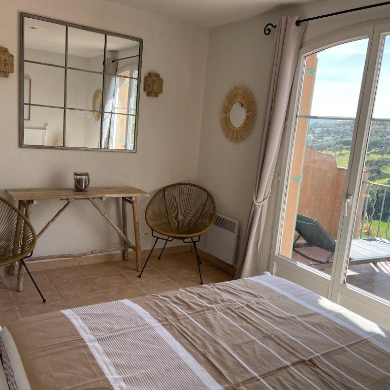 Villa "Les Greens" - Ste Maxime - 6 pers - Fibre - Proche Plages et Centre-Ville - Haus mit 2 Schlafzimmern - 23