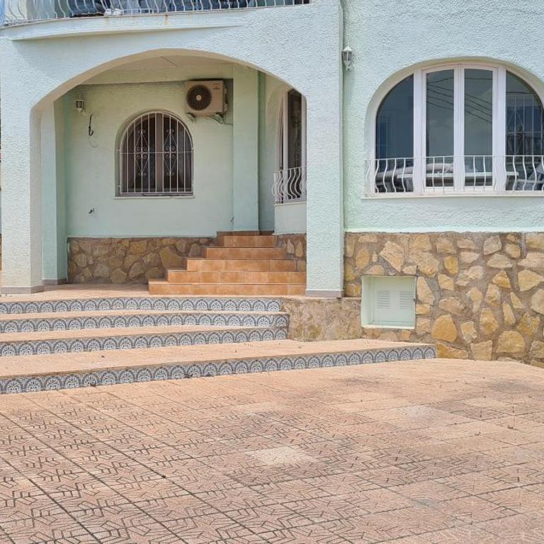 Villa 200 meters from the beach - Villa frente a la playa - 4