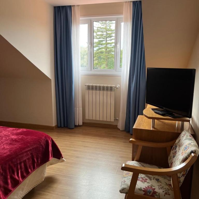 Villa De Llanes - Double or Twin Room - 2