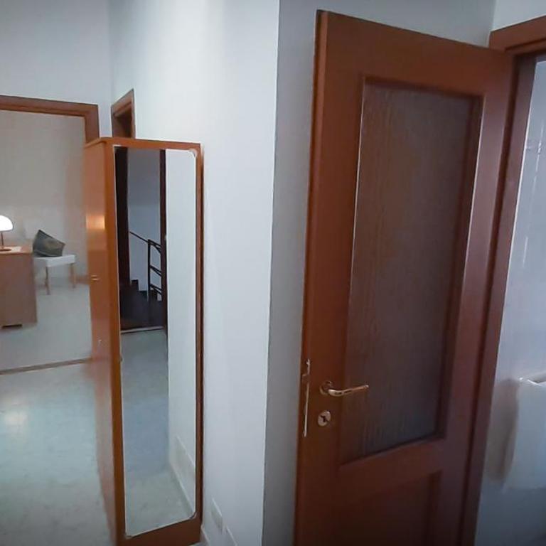 Casa Cetti - Appartamento con 2 Camere da Letto - 13