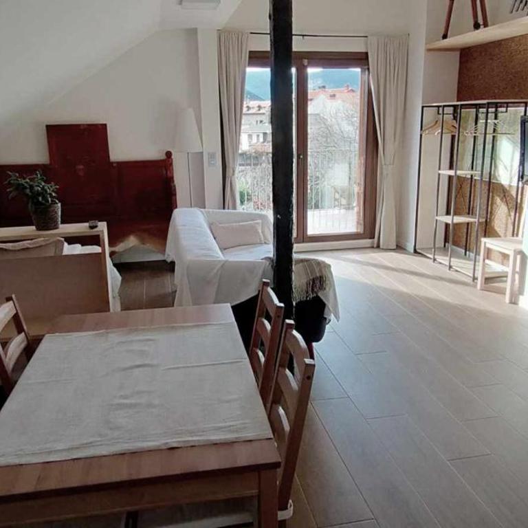 Casa Cotefablo. Aloj Gorgol (Gavin, Biescas) - One-Bedroom Apartment - 1