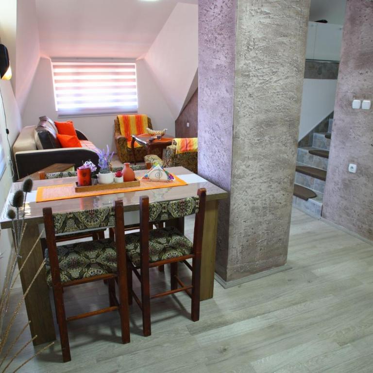 Apartmani Đorđević PANORAMA - Apartman sa Balkonom - 6