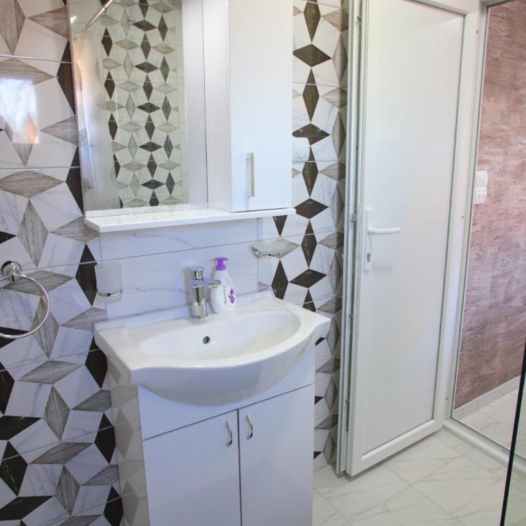 Apartmani Đorđević PANORAMA - Standardni Apartman - 7