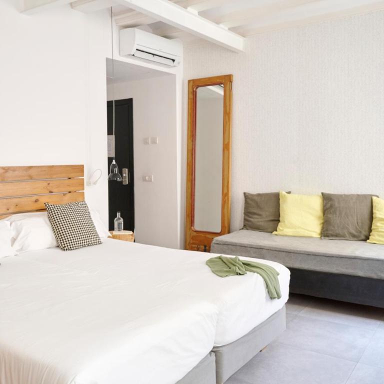 Eco Boutique Hostal Grau - One-Bedroom Apartment with living room and kitchen - 8