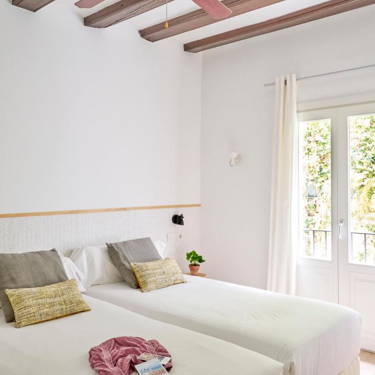 Eco Boutique Hostal Grau - Two-Bedroom Apartment with kitchen - 5