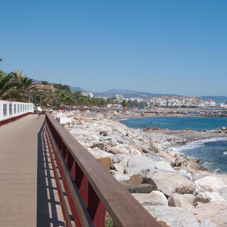 62 - Penthouse in Los Almendros with fantastic vie - Penthouse Apartment - 36