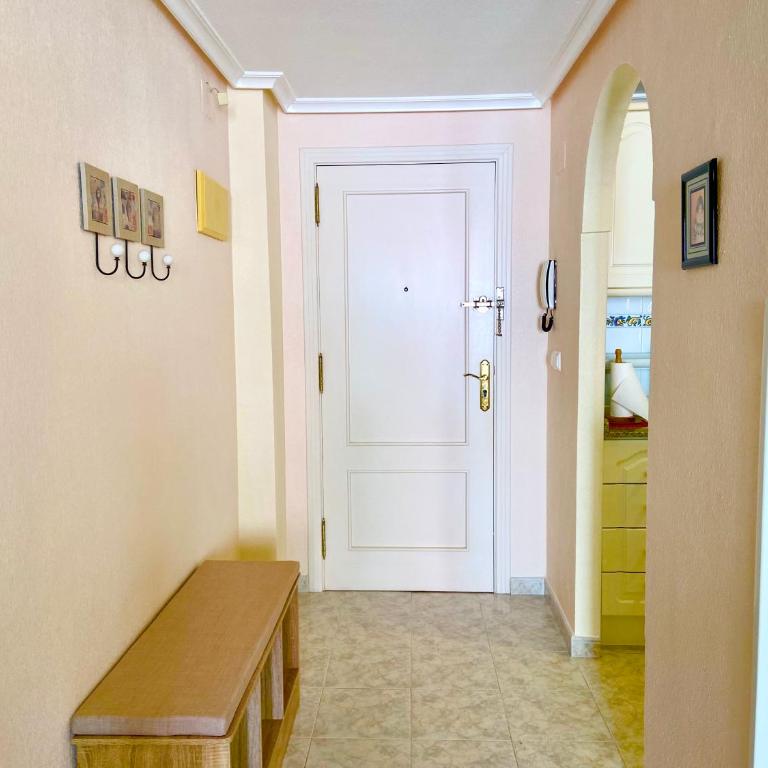 Beautiful Apartment near Playa de los Locos - One-Bedroom Apartment - 15