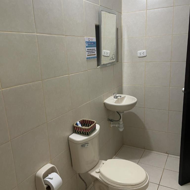 Hotel Calmelia - Budget Double Room - 6