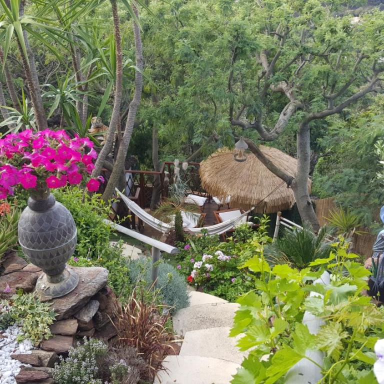NOUVEAU ! Chambre d'Hôte Insolite PRIVEE " CŒURS DE PIRATES à BALI EN PROVENCE" SPA SAUNA MASSAGES dans cadre EXOTIQUE d'Aménagements EXTÉRIEURS D'EXCEPTION ÉTÉ comme HIVER BIENVENUE !!! - Chambre Double - Vue sur Mer - 26