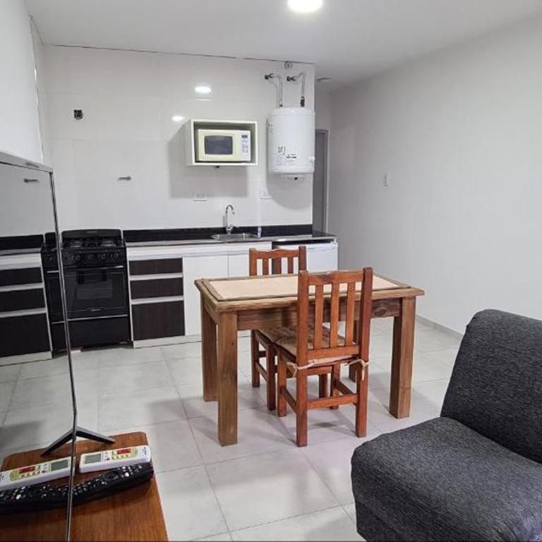 ALBERDI - Apartamento de 1 dormitorio - 2