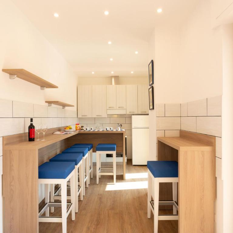 TOFANI APARTMENT - luminoso con terrazzo panoramico - Three-Bedroom Apartment - 33