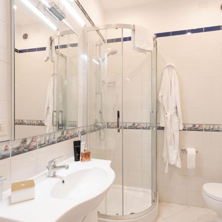 TOFANI APARTMENT - luminoso con terrazzo panoramico - Three-Bedroom Apartment - 13