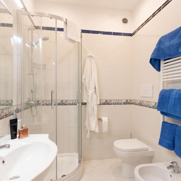 TOFANI APARTMENT - luminoso con terrazzo panoramico - Three-Bedroom Apartment - 22