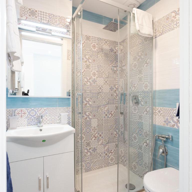 TOFANI APARTMENT - luminoso con terrazzo panoramico - Three-Bedroom Apartment - 39