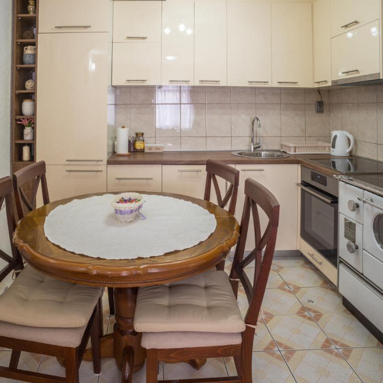 Vojinovic Apartman - Two-Bedroom Apartment - 9