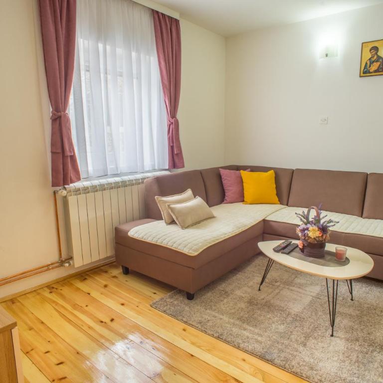 Vojinovic Apartman - Two-Bedroom Apartment - 3