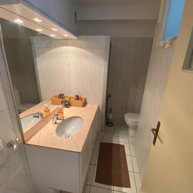Flat in Juan - Appartement 2 Chambres - 6