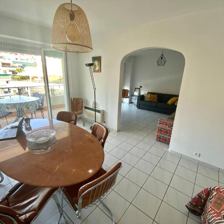 Flat in Juan - Appartement 2 Chambres - 3
