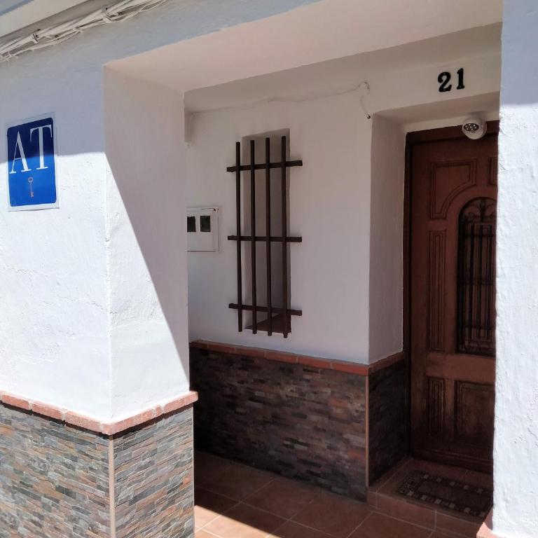 Apartamento Ceclavín - Three-Bedroom Apartment - 3