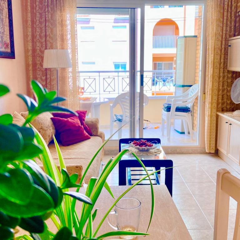 Beautiful Apartment near Playa de los Locos - One-Bedroom Apartment - 7