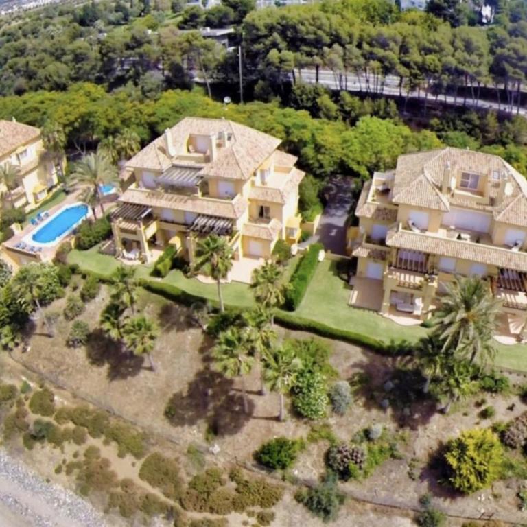 Superb Front Line Location with Heated Pool - Apartamento de 3 dormitorios - 29