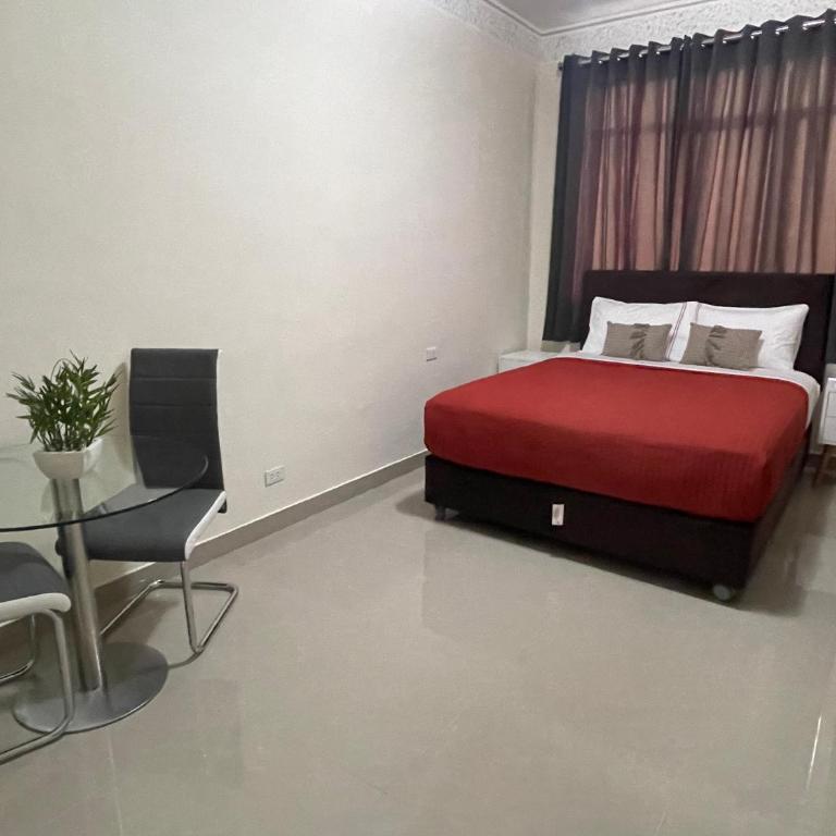 Hotel Calmelia - Queen Suite - 2