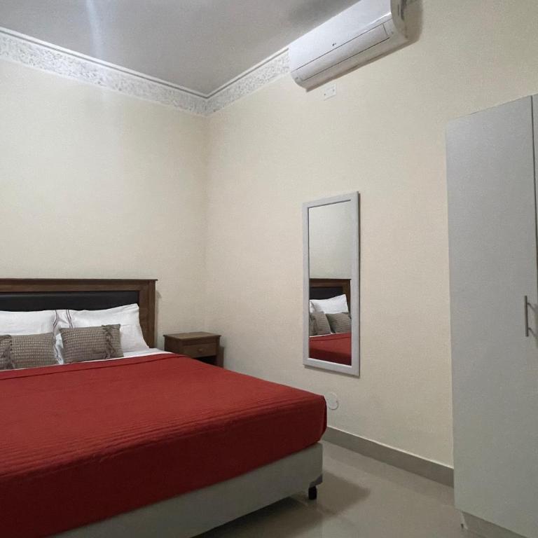Hotel Calmelia - Queen Suite - 5