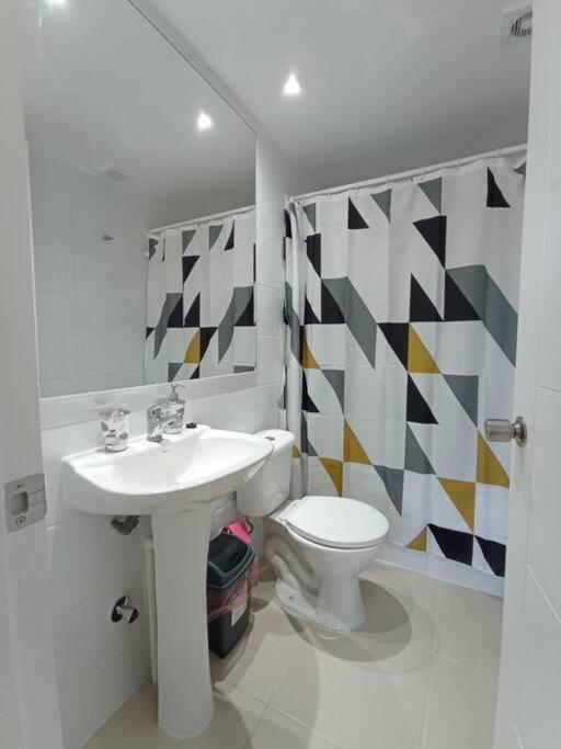 Hermoso Dpto entre bosque y piscina. - Apartamento de 3 dormitorios - 9